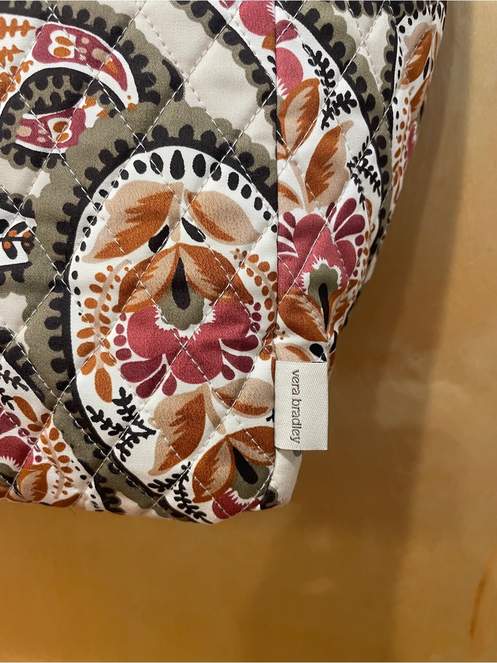 Vera Bradley Hathaway Tote Bag
Blooming Paisley NWOT - Picture 6 of 8
